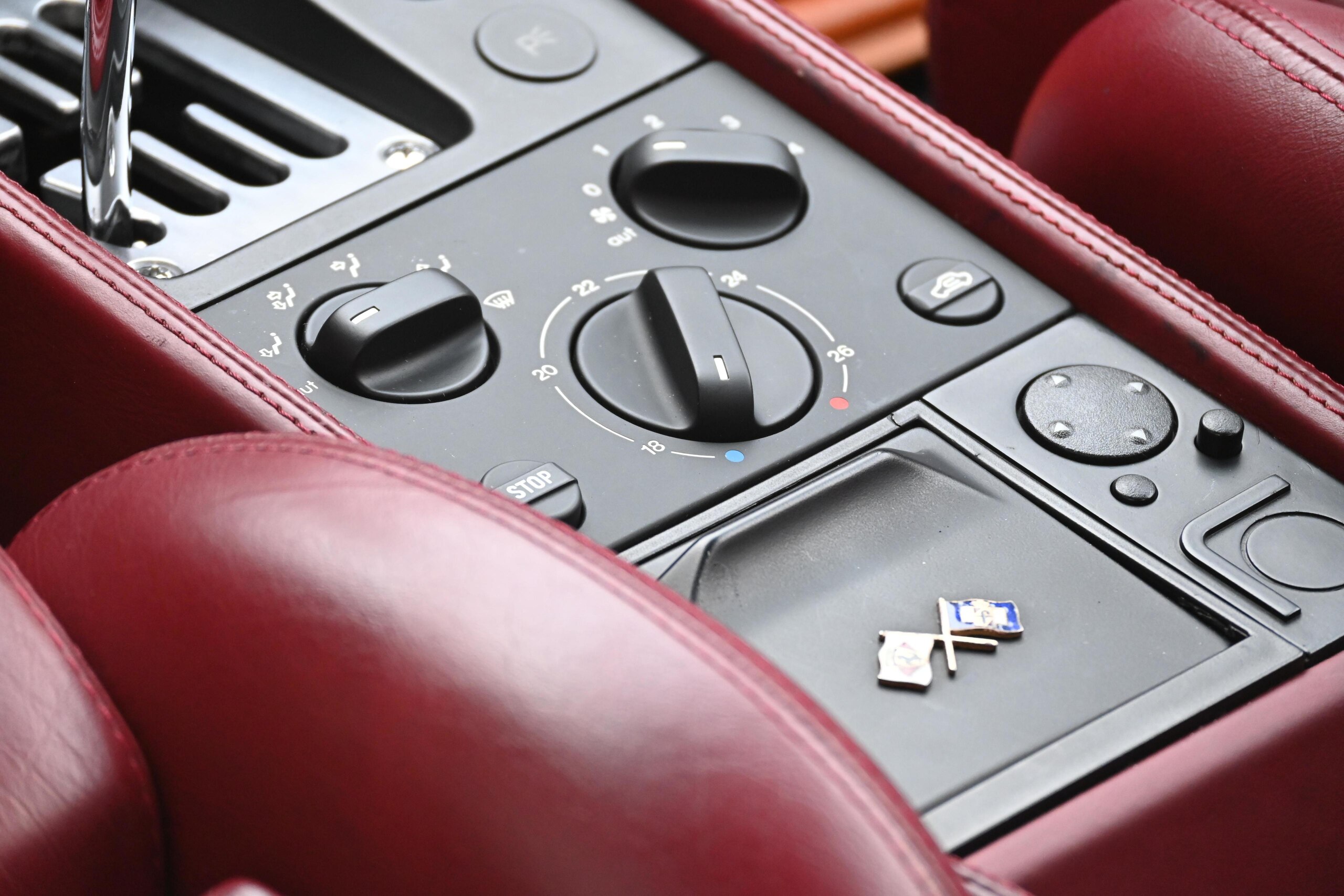 Ferrari F355 Berlinetta (photo: 13)