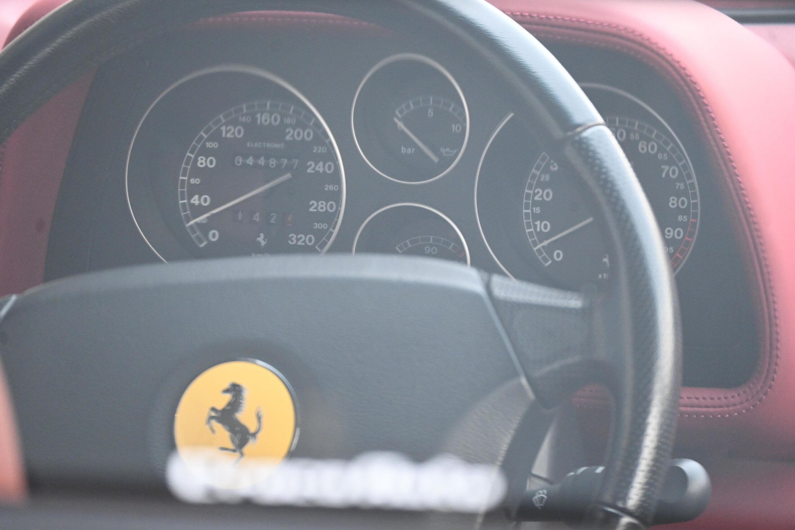 Ferrari F355 Berlinetta (photo: 10)