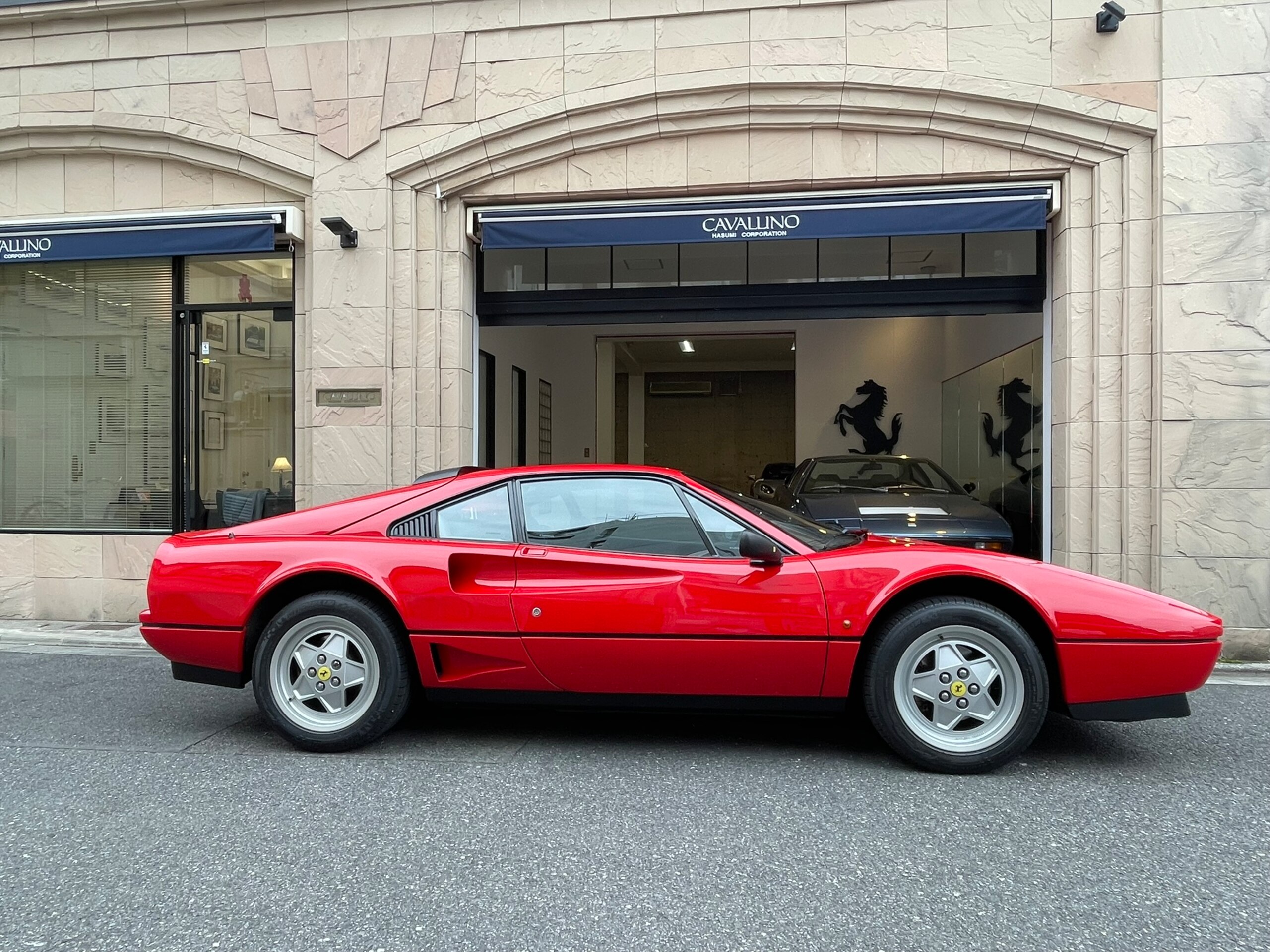 Ferrari GTB Turbo 1989 for sale from Japan