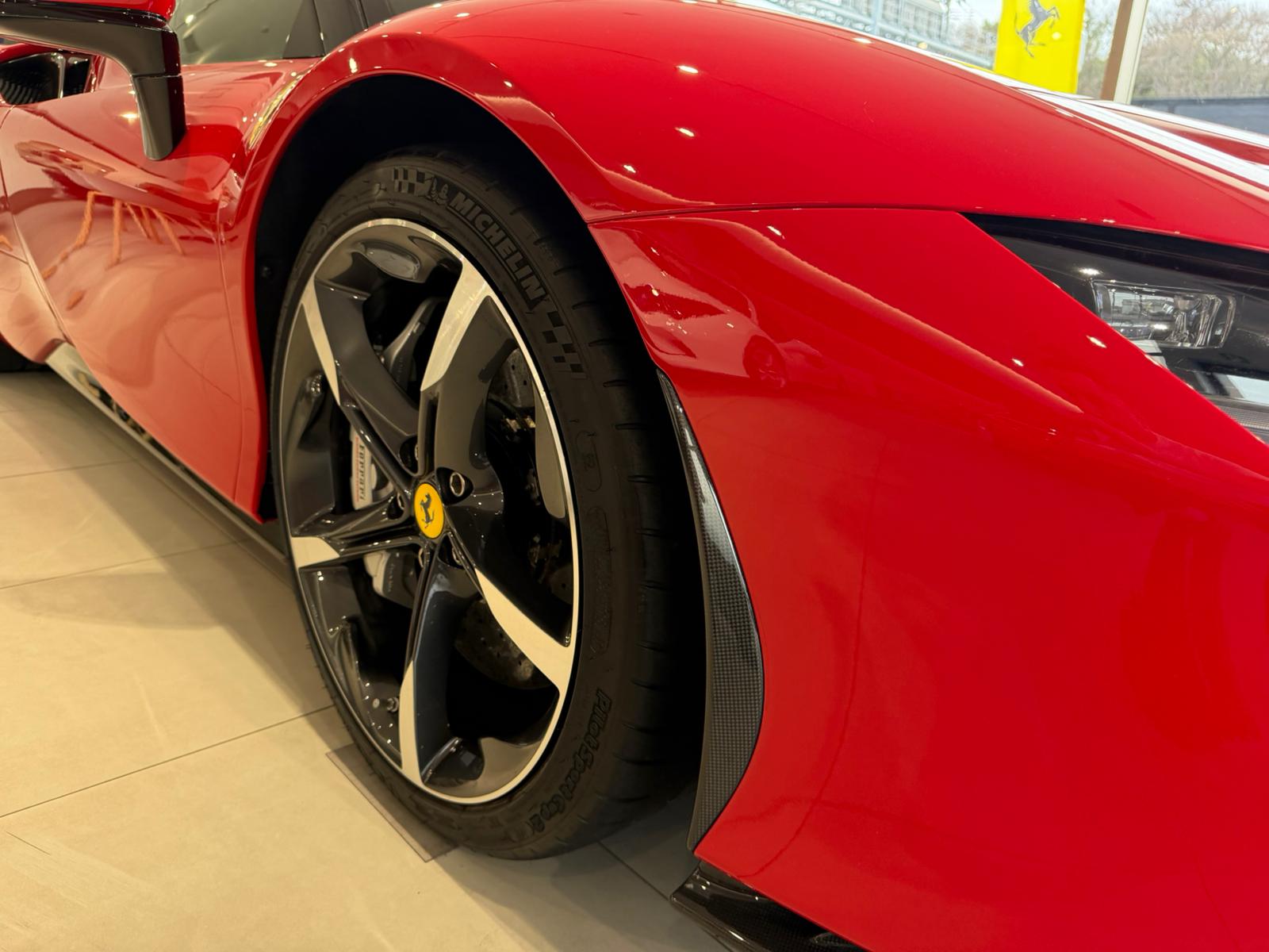 Ferrari SF90 Stradale (photo: 7)