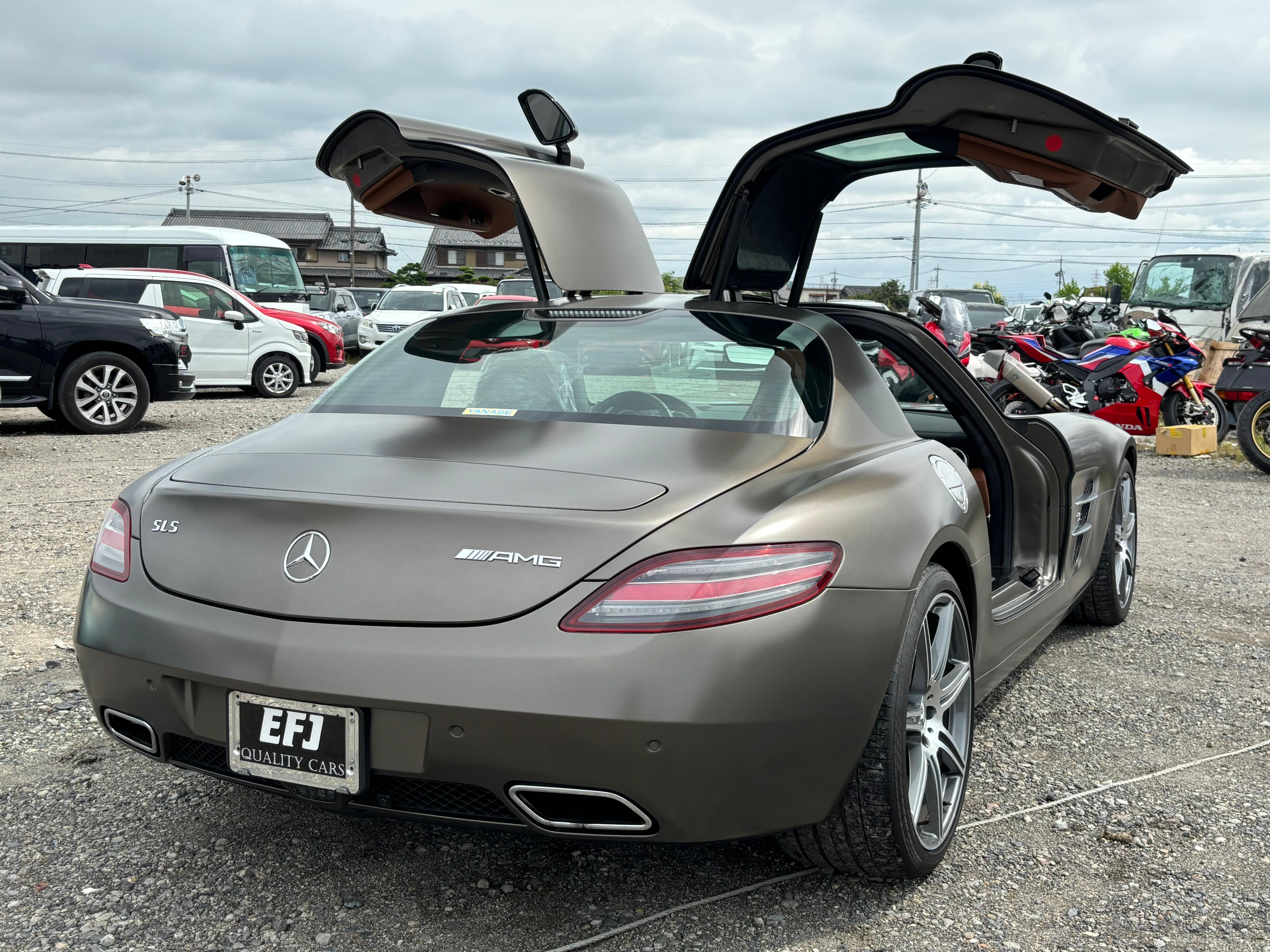 Mercedes Benz SLS AMG (photo: 4)