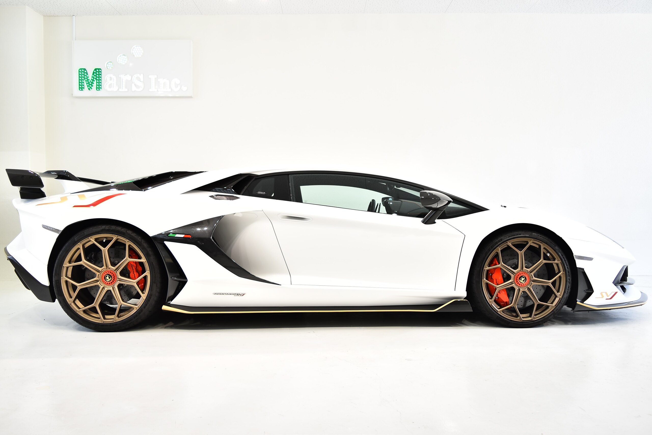 Lamborghini Aventador SVJ (photo: 3)