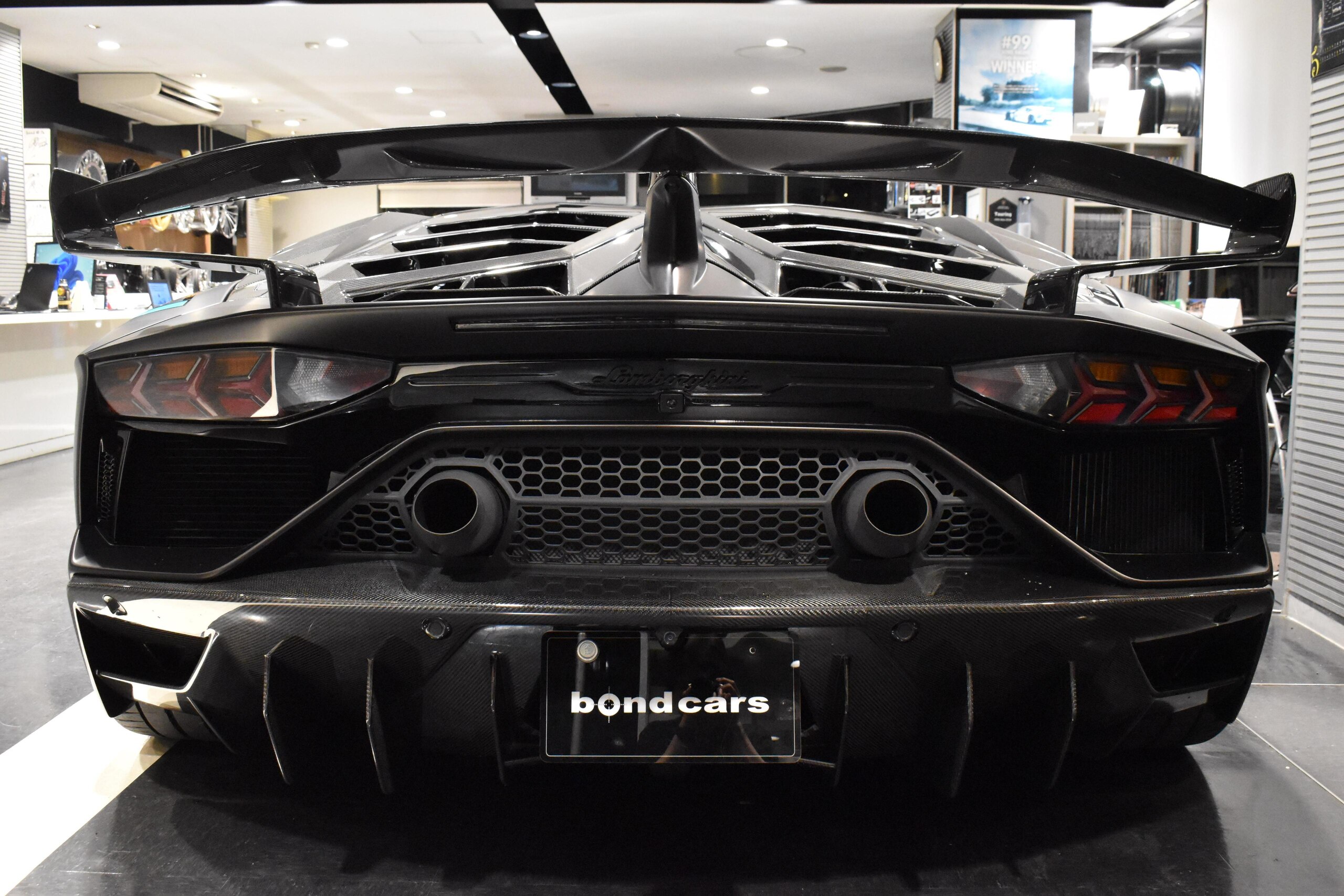 Lamborghini Aventador SVJ 2019 for sale from Japan - image 11