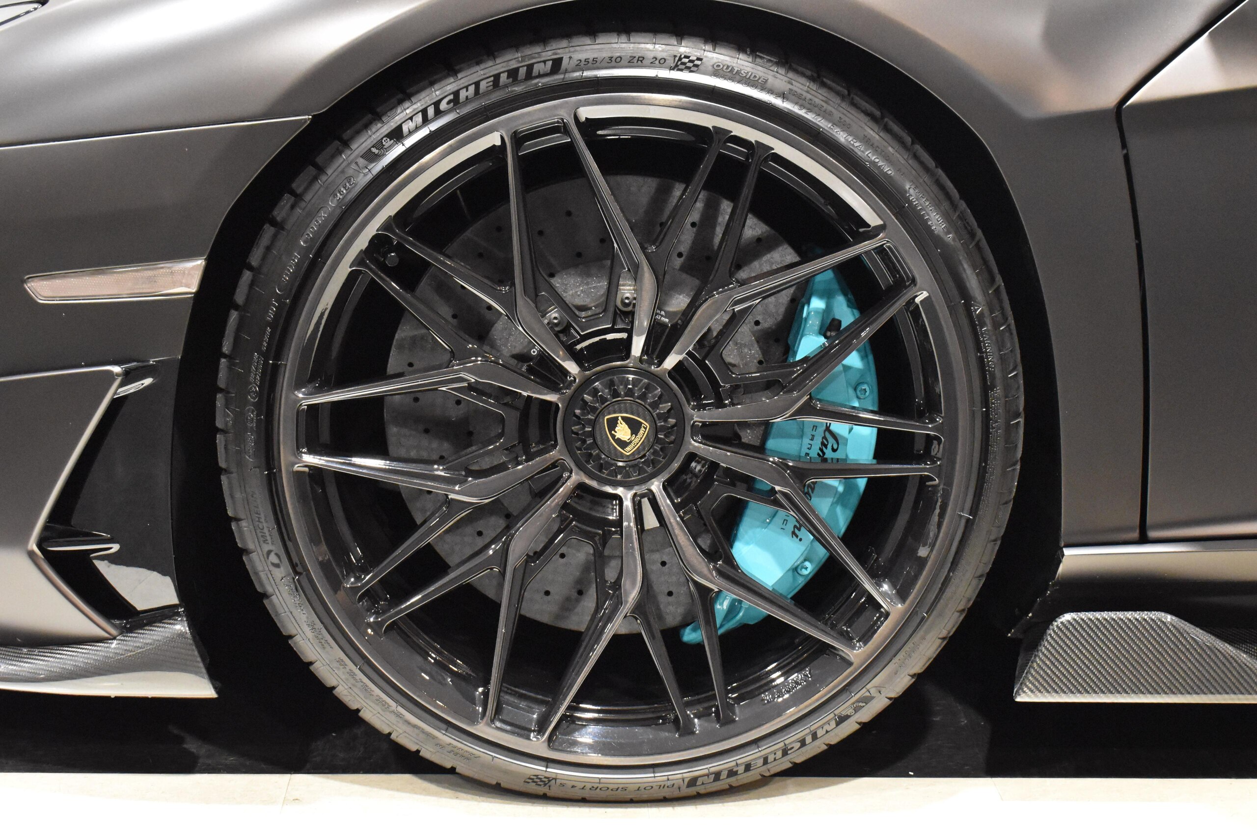 Lamborghini Aventador SVJ 2019 for sale from Japan - image 33