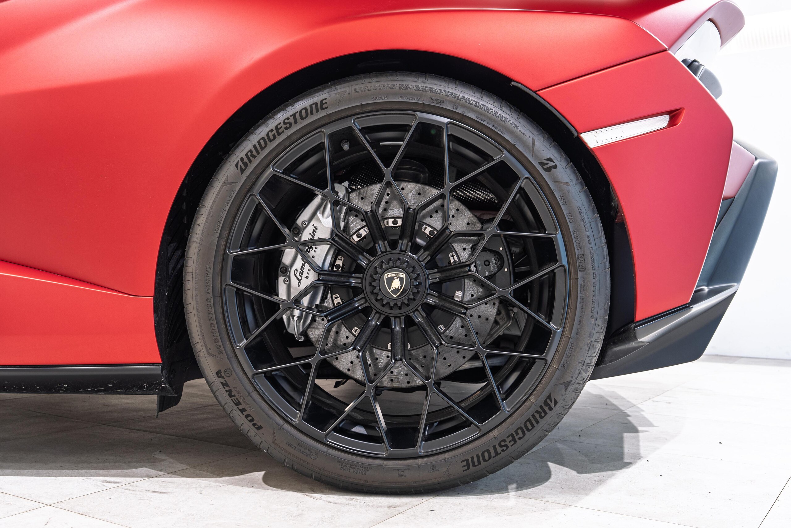 Lamborghini Huracán STO 2022 for sale from Japan - image 11