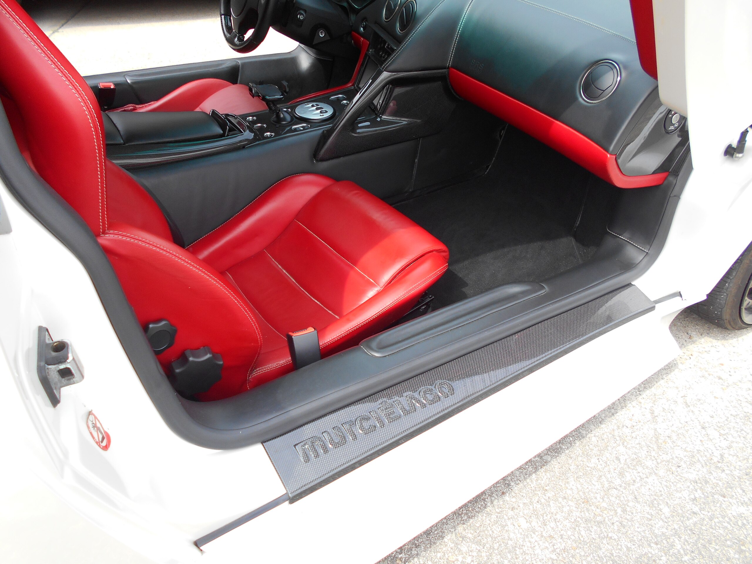 Lamborghini Murcielago LP640 (photo: 9)