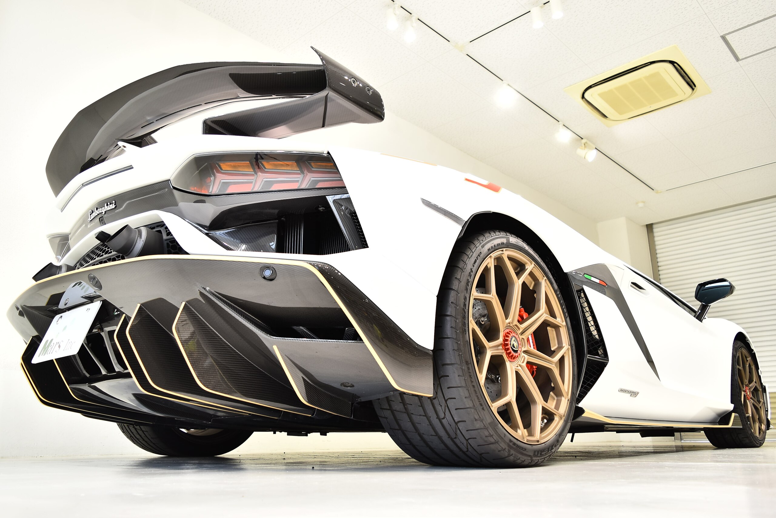 Lamborghini Aventador SVJ (photo: 5)