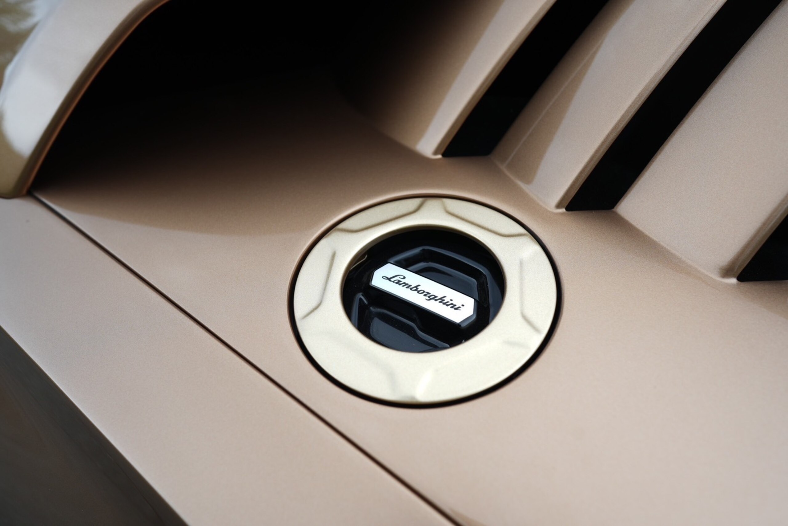 Lamborghini Countach LPI 800-4 (photo: 14)