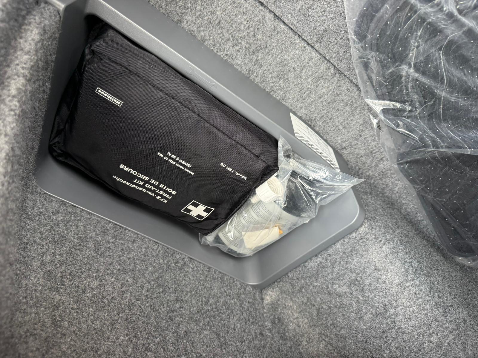 BMW M3 Sedan (photo: 20)