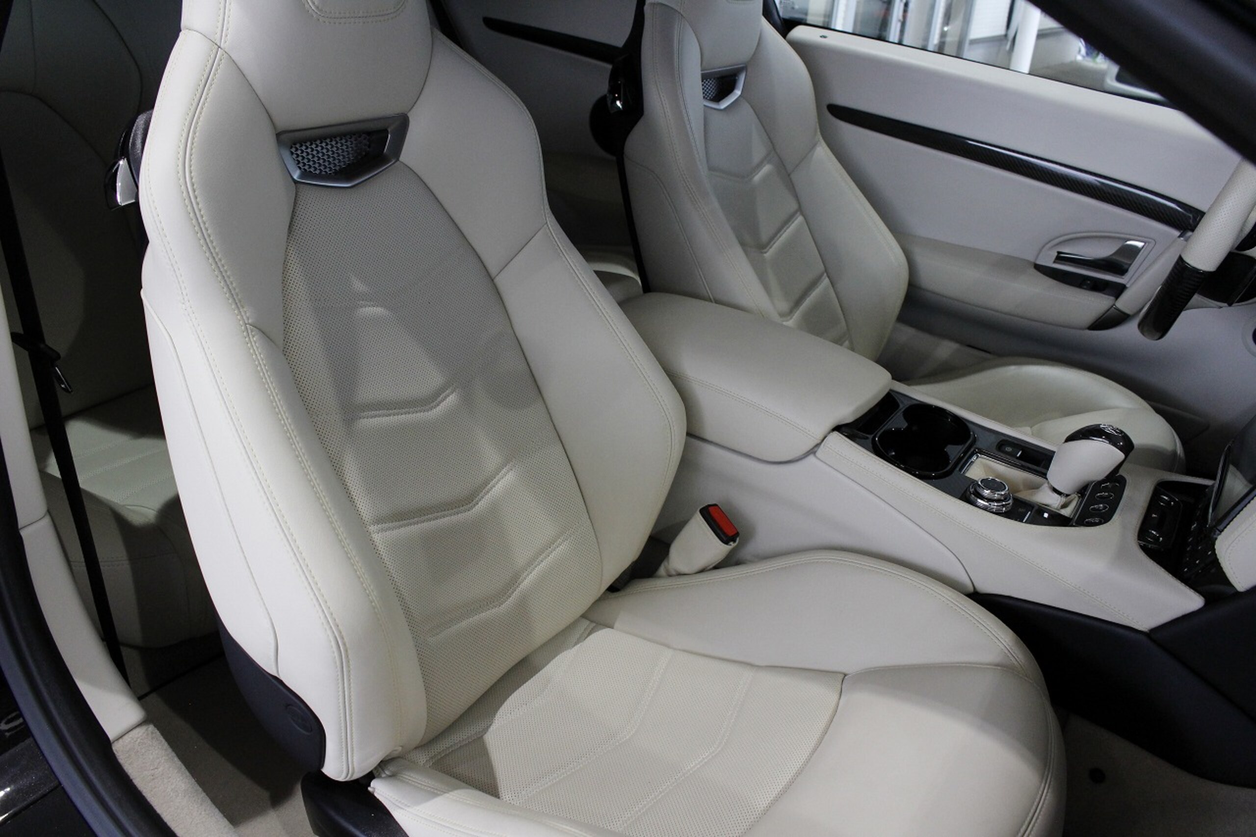 Maserati GranTurismo Sport (photo: 16)