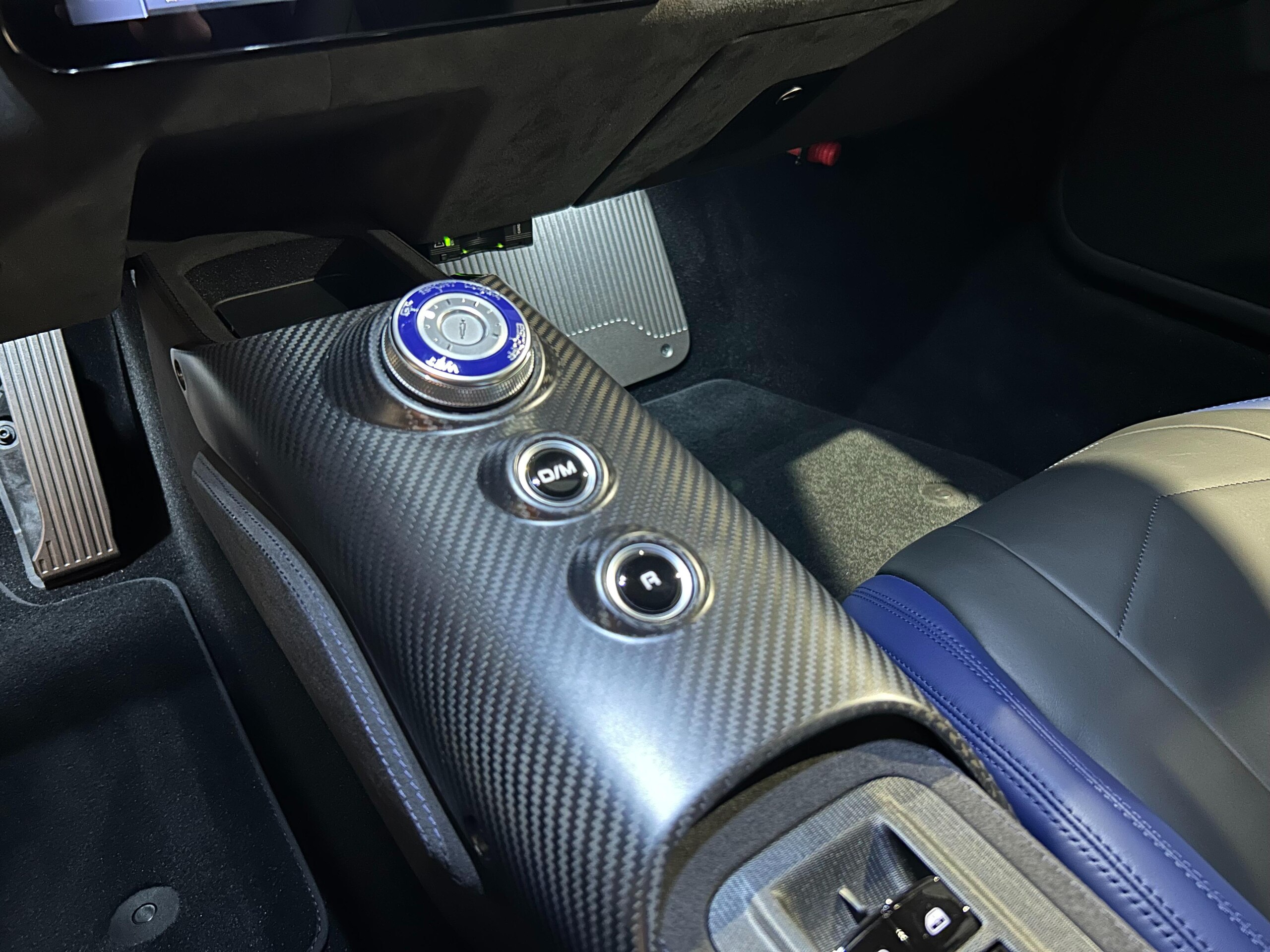 Maserati MC20 (photo: 18)