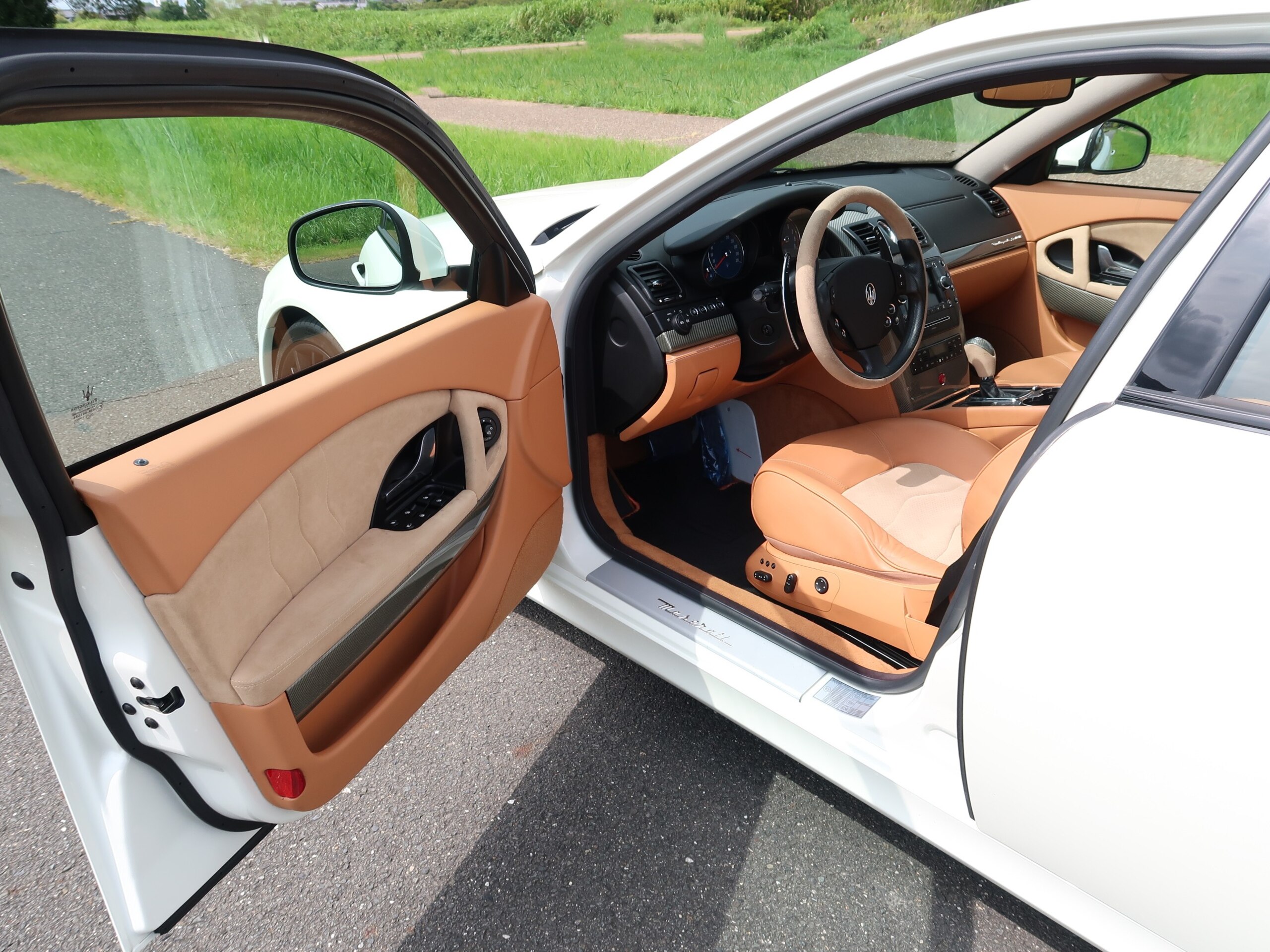 Maserati Quattroporte Sport GT S (photo: 8)