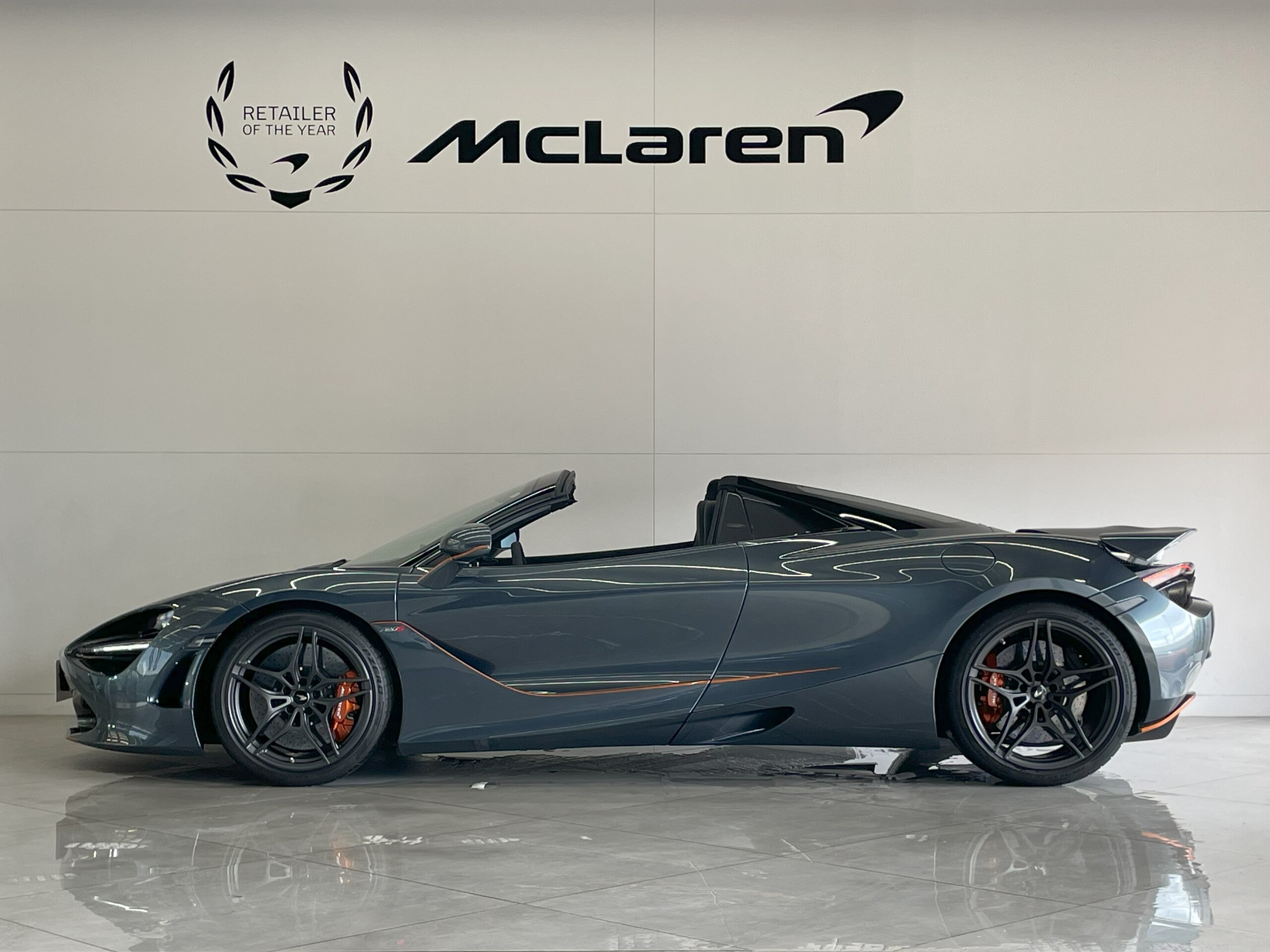 McLaren 720S Spider (photo: 5)