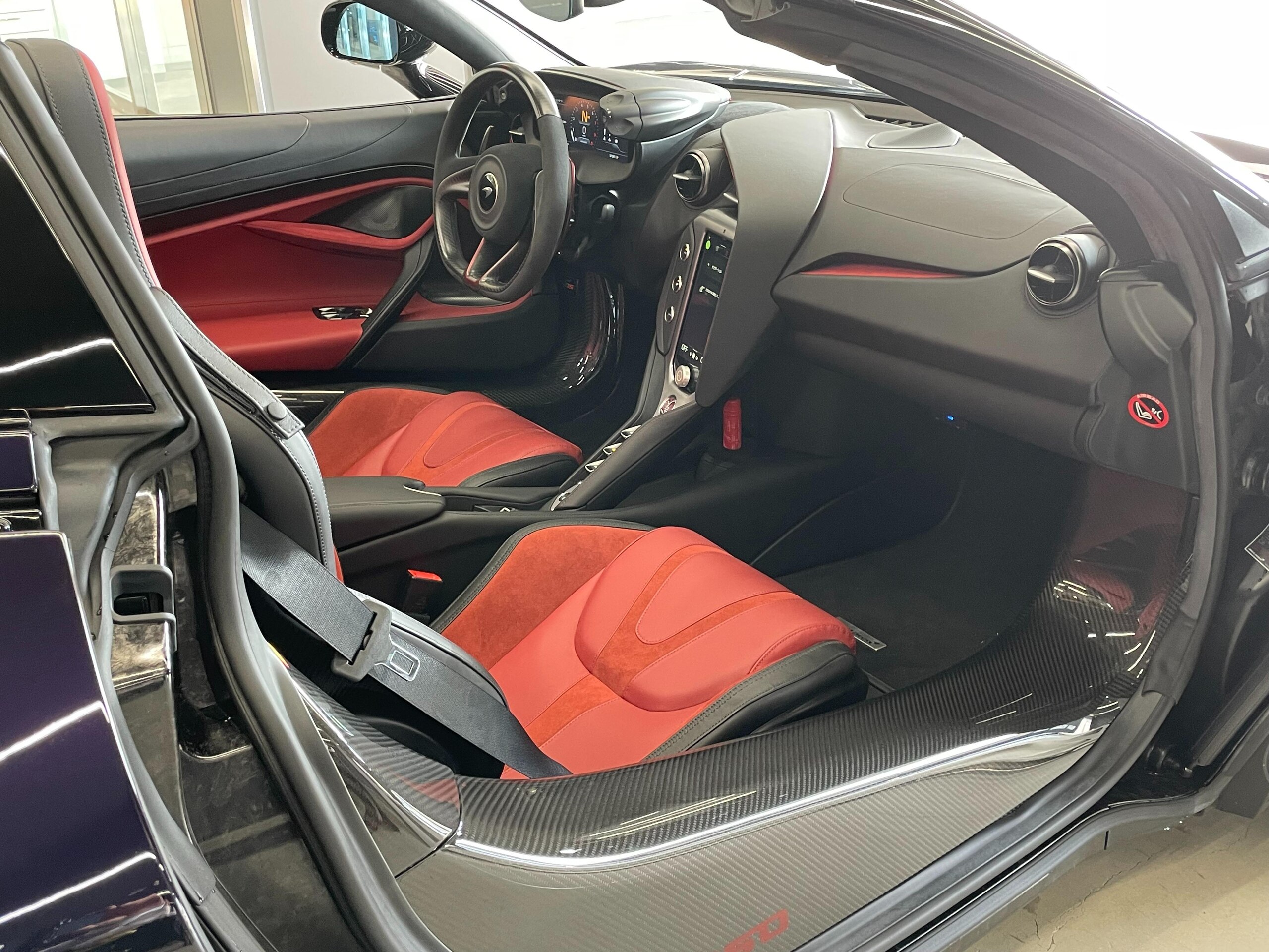 McLaren 750S Spider (photo: 16)