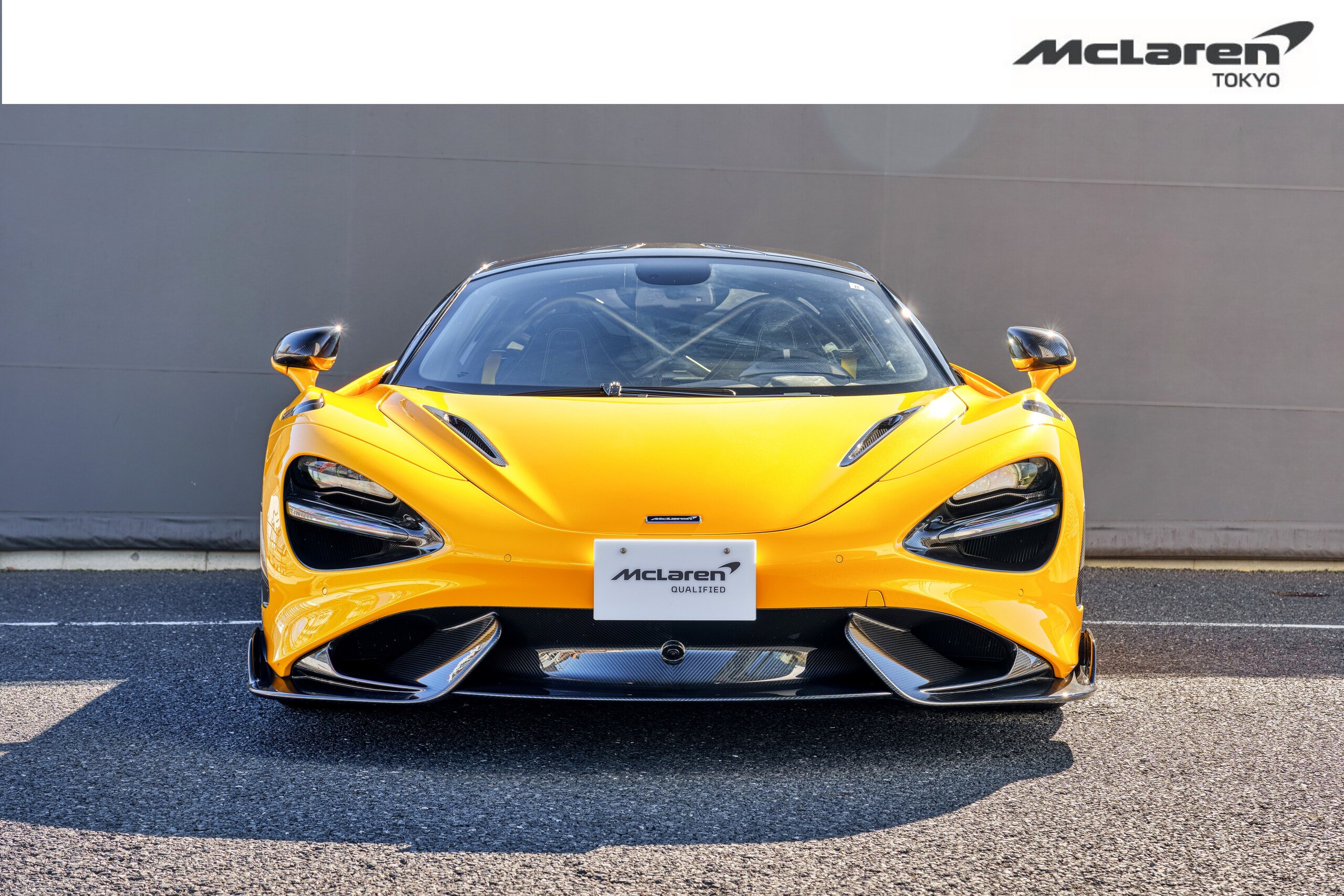 McLaren 765LT (photo: 2)