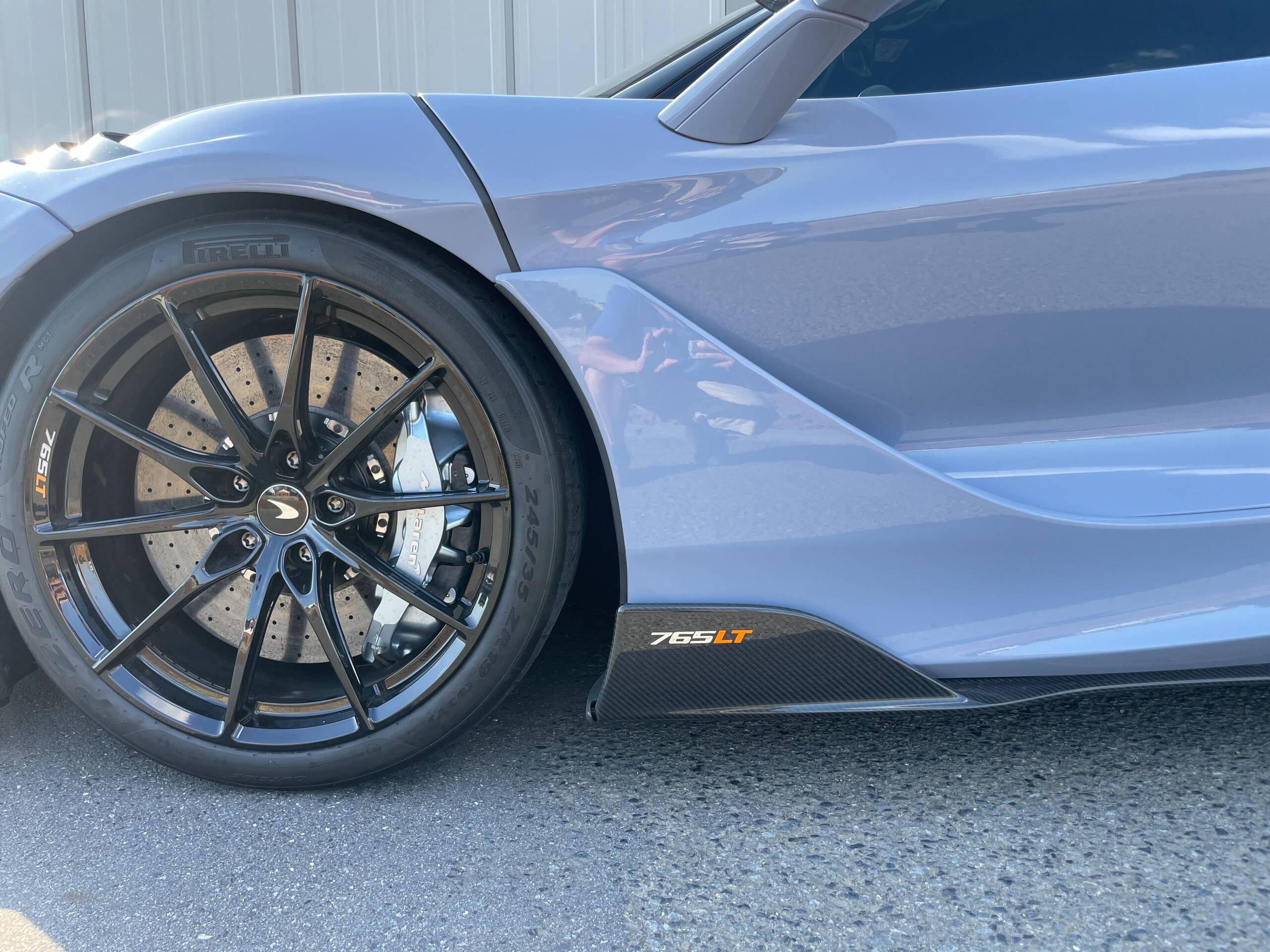 McLaren 765LT (photo: 12)