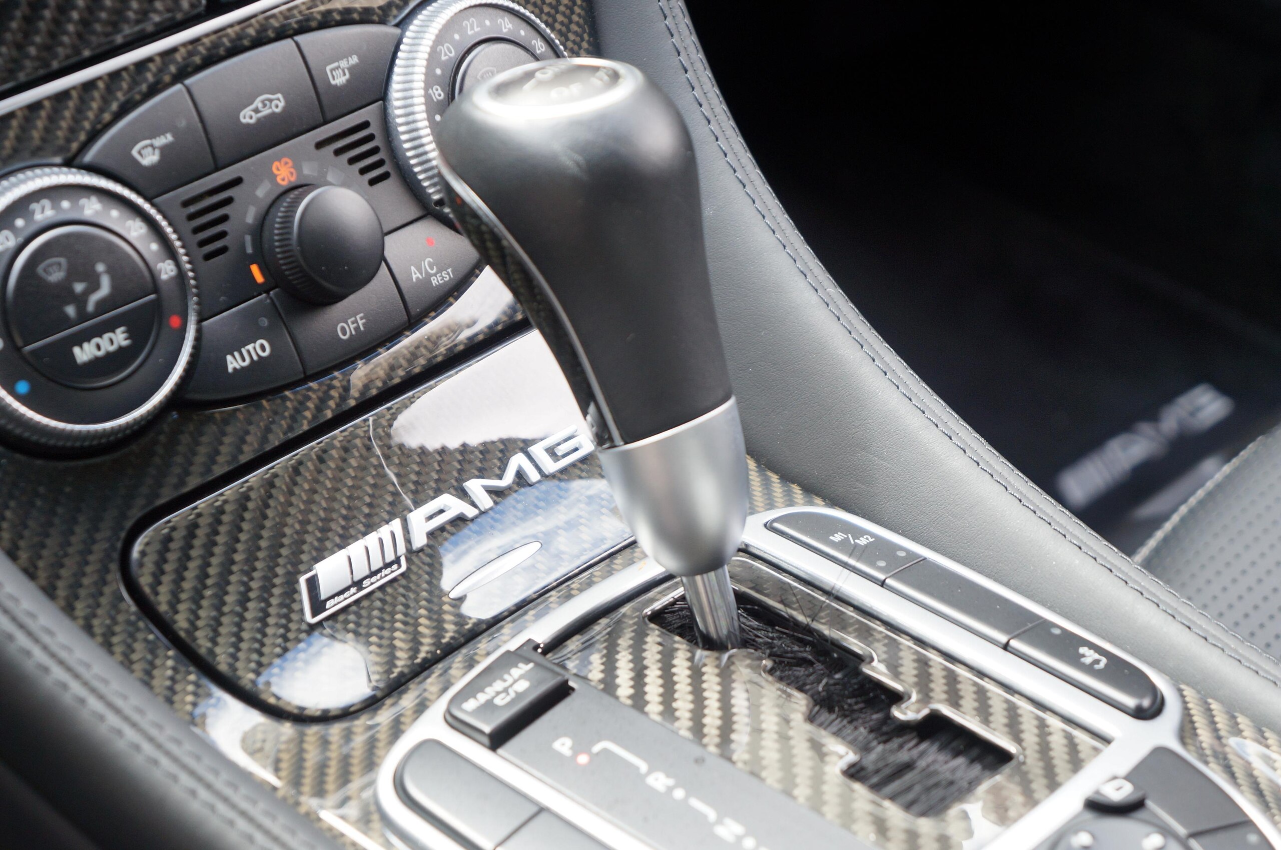 Mercedes Benz SL65 AMG (photo: 14)