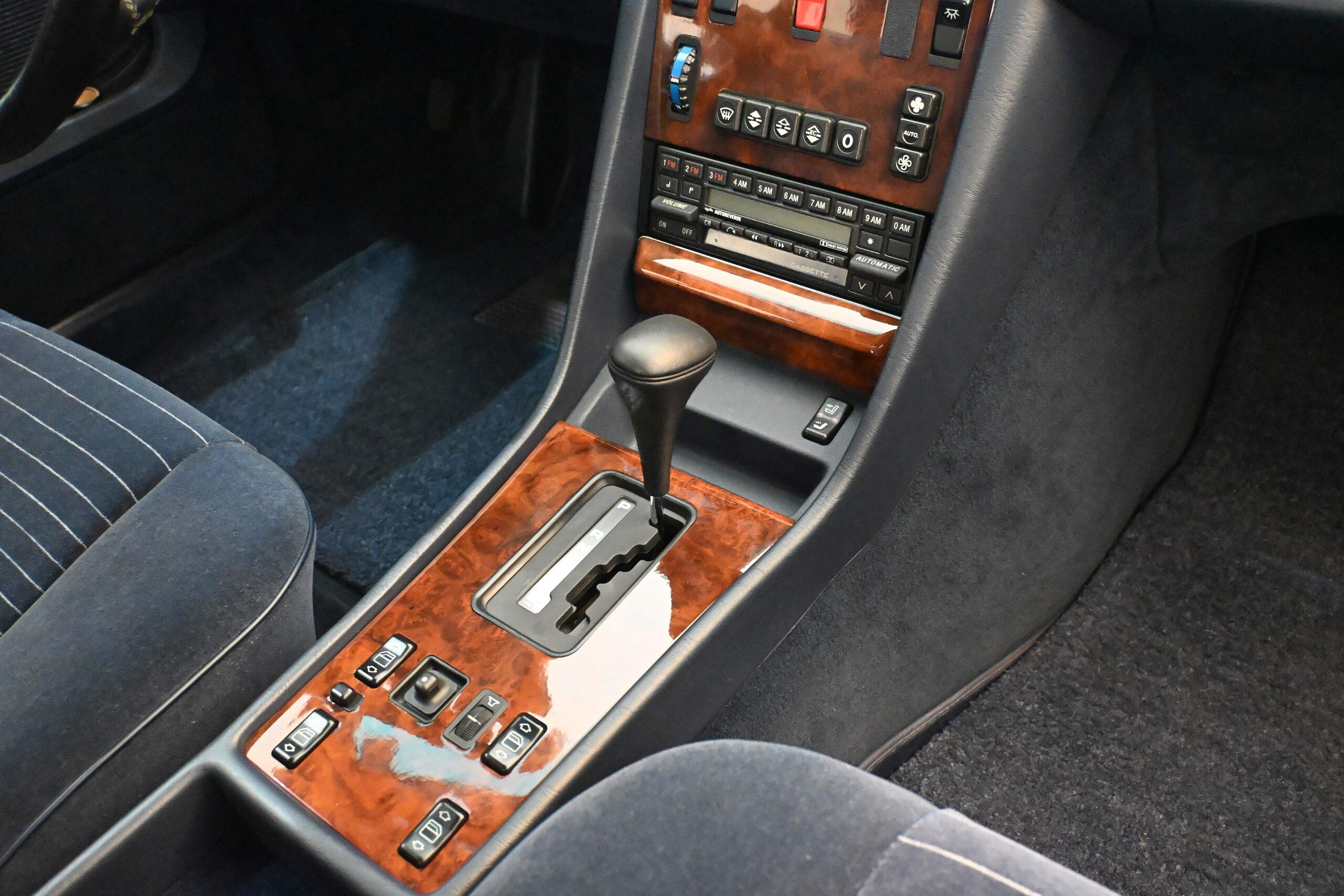 Mercedes Benz 560SEC (photo: 7)