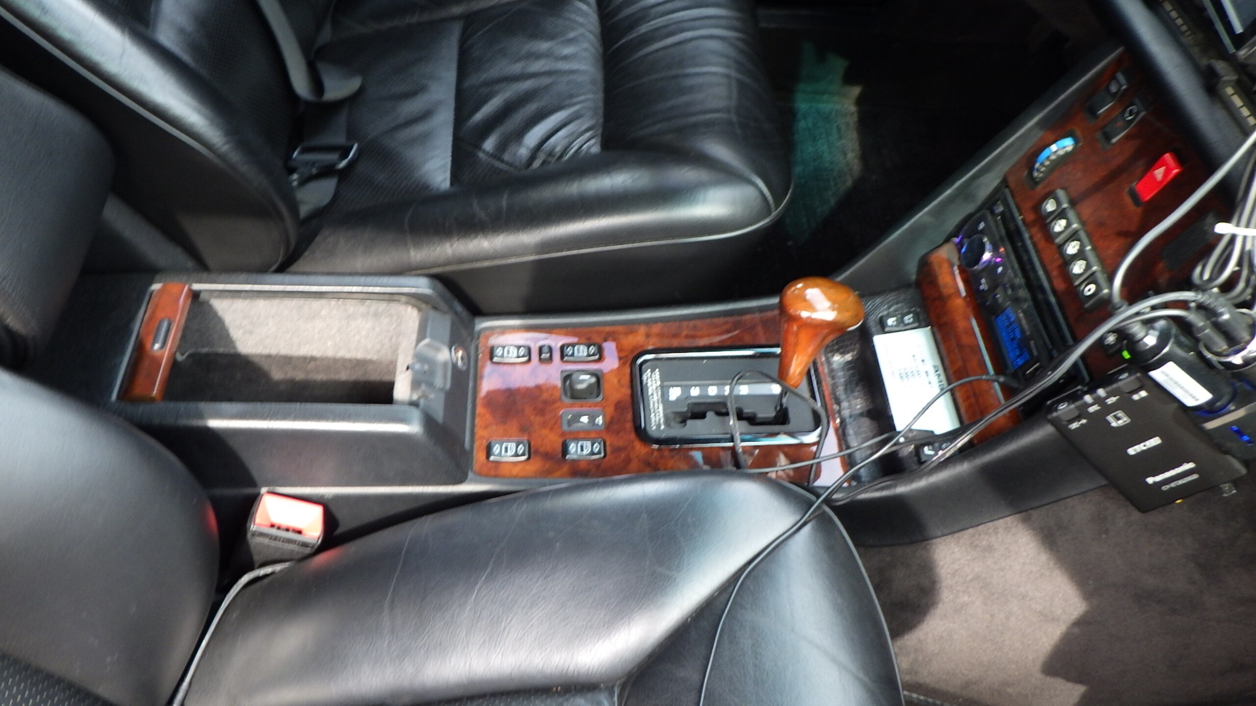 Mercedes Benz 560SEL 6.0 AMG (photo: 11)