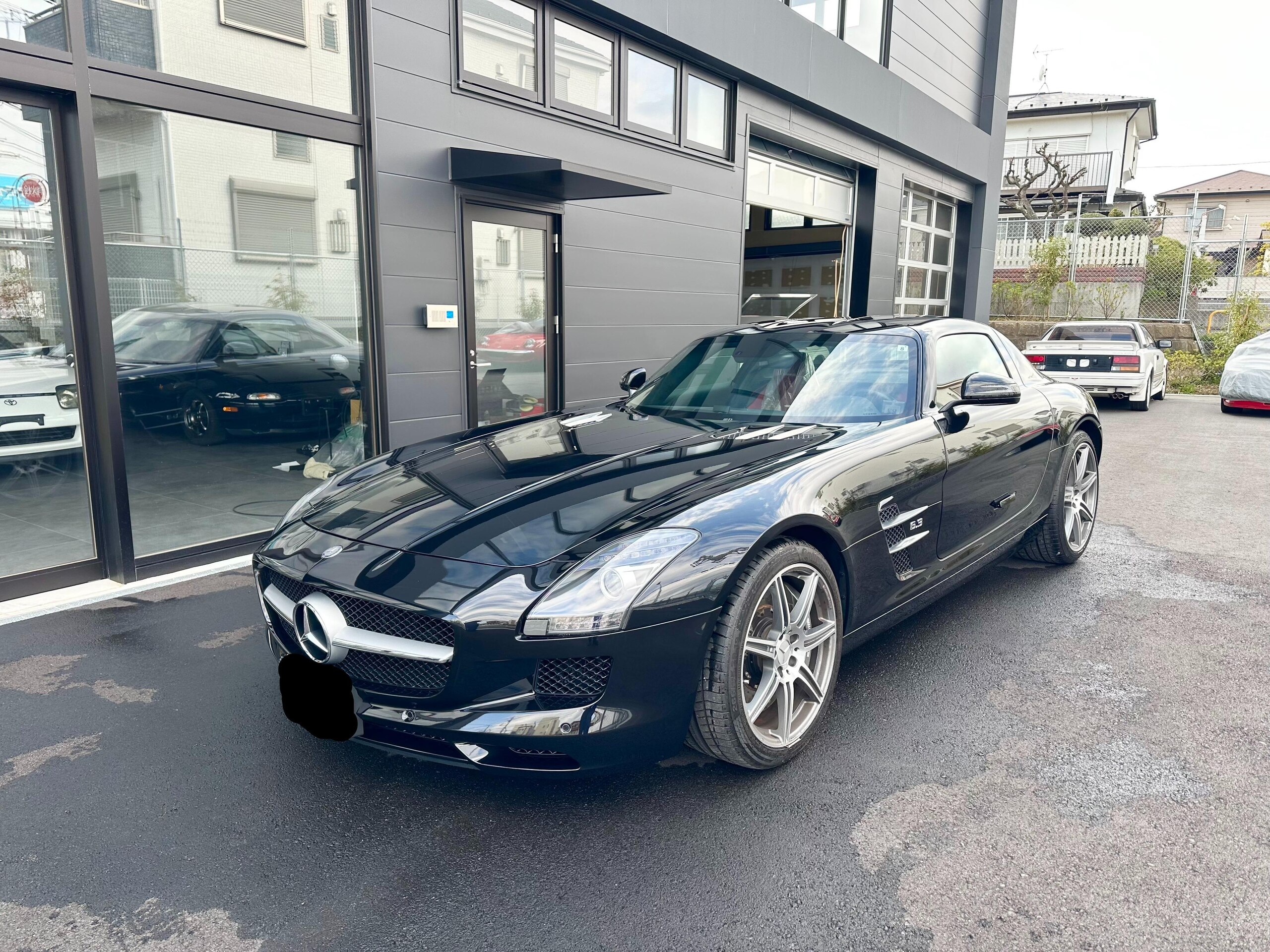 Mercedes Benz SLS AMG 2010 for sale from Japan