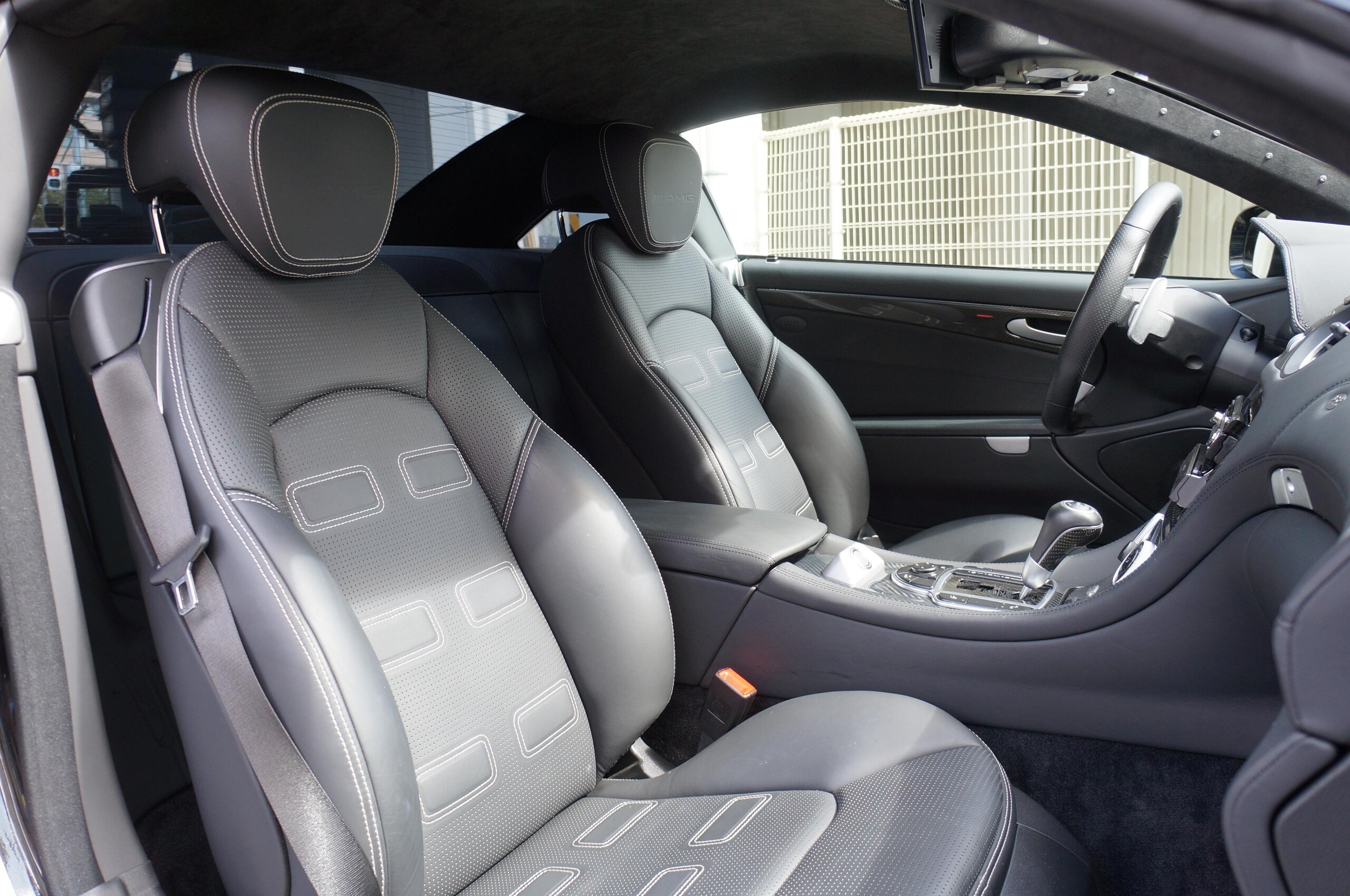 Mercedes Benz SL65 AMG (photo: 17)