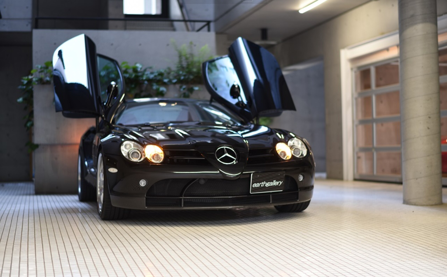 Mercedes Benz SLR McLaren