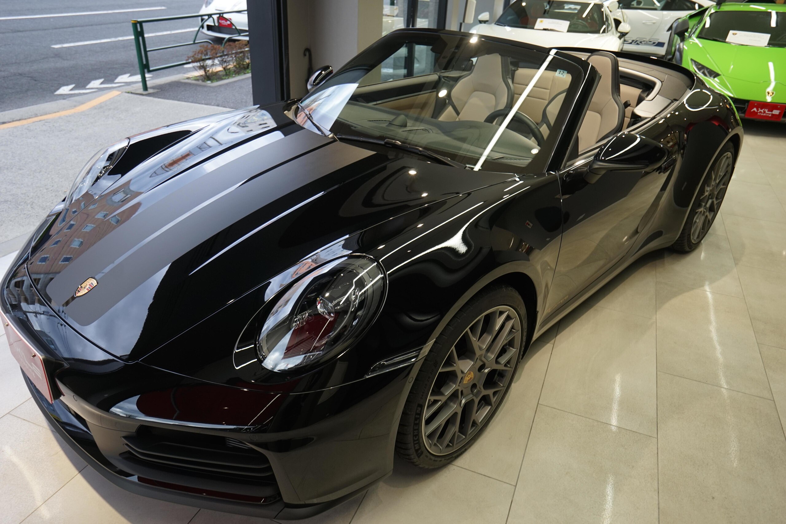 Porsche 911 Carrera Cabriolet (photo: 3)