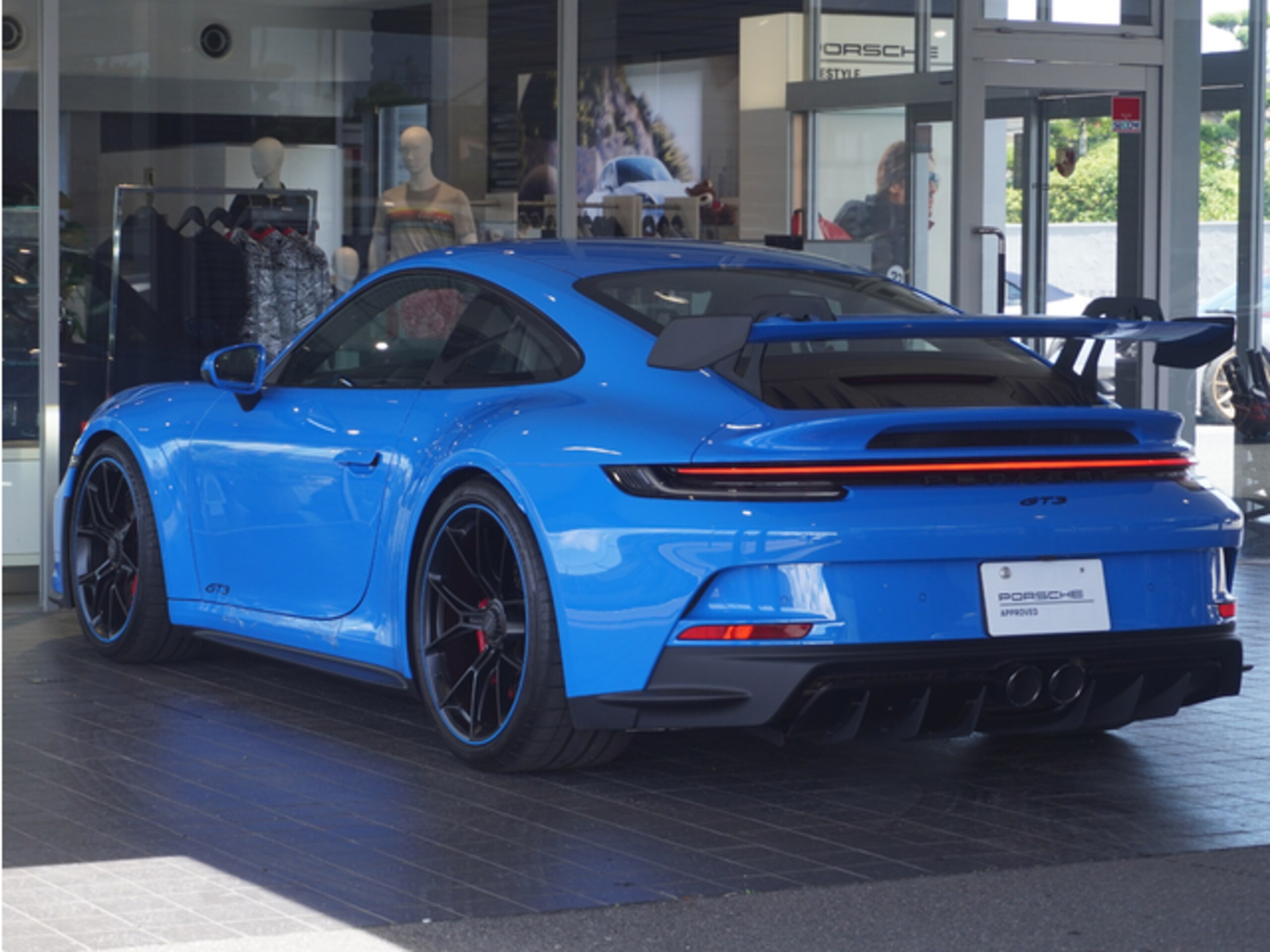 Porsche 911 GT3 (photo: 3)