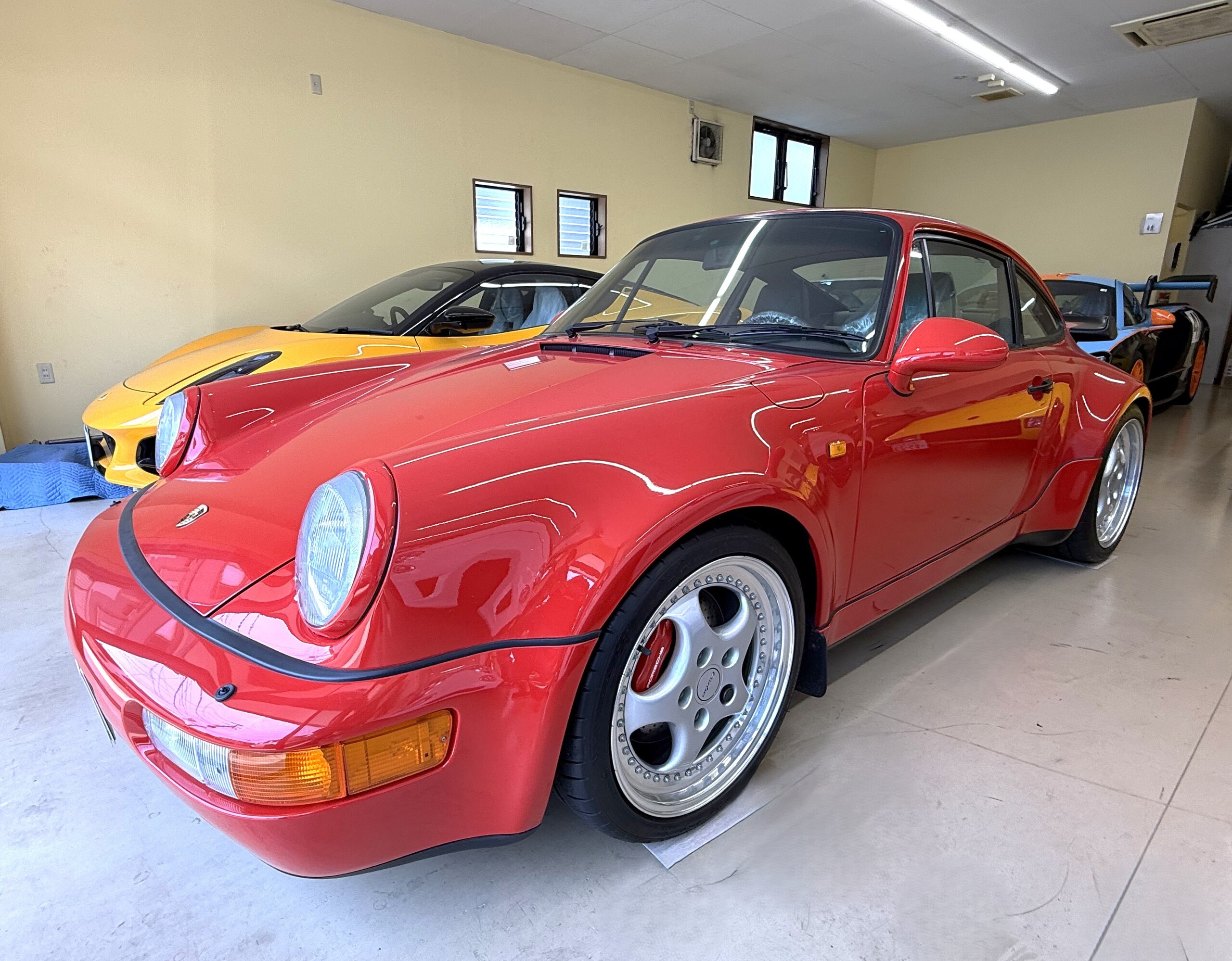 Porsche 911 Turbo (photo: 3)