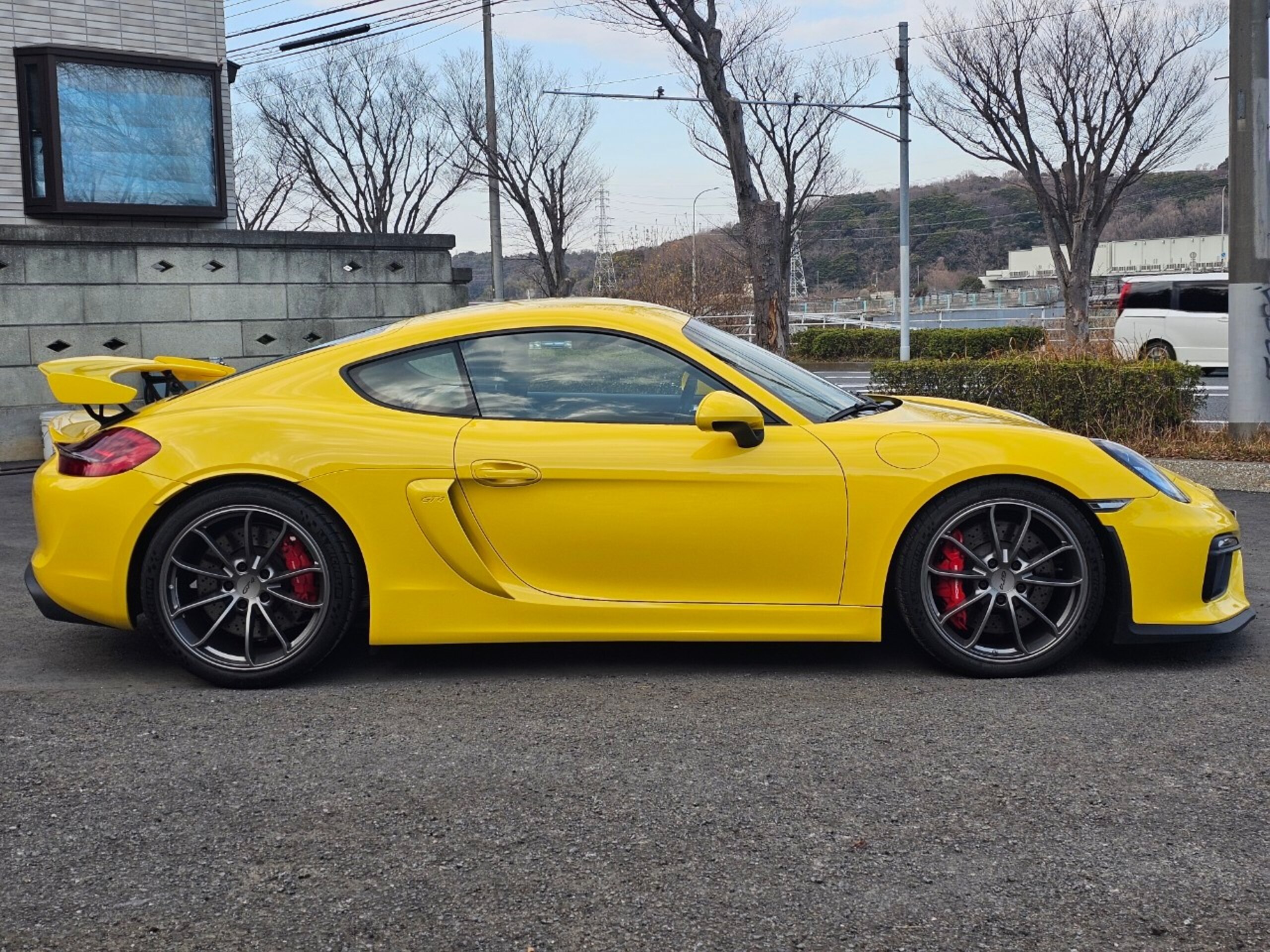 Porsche Cayman GT4 (photo: 7)