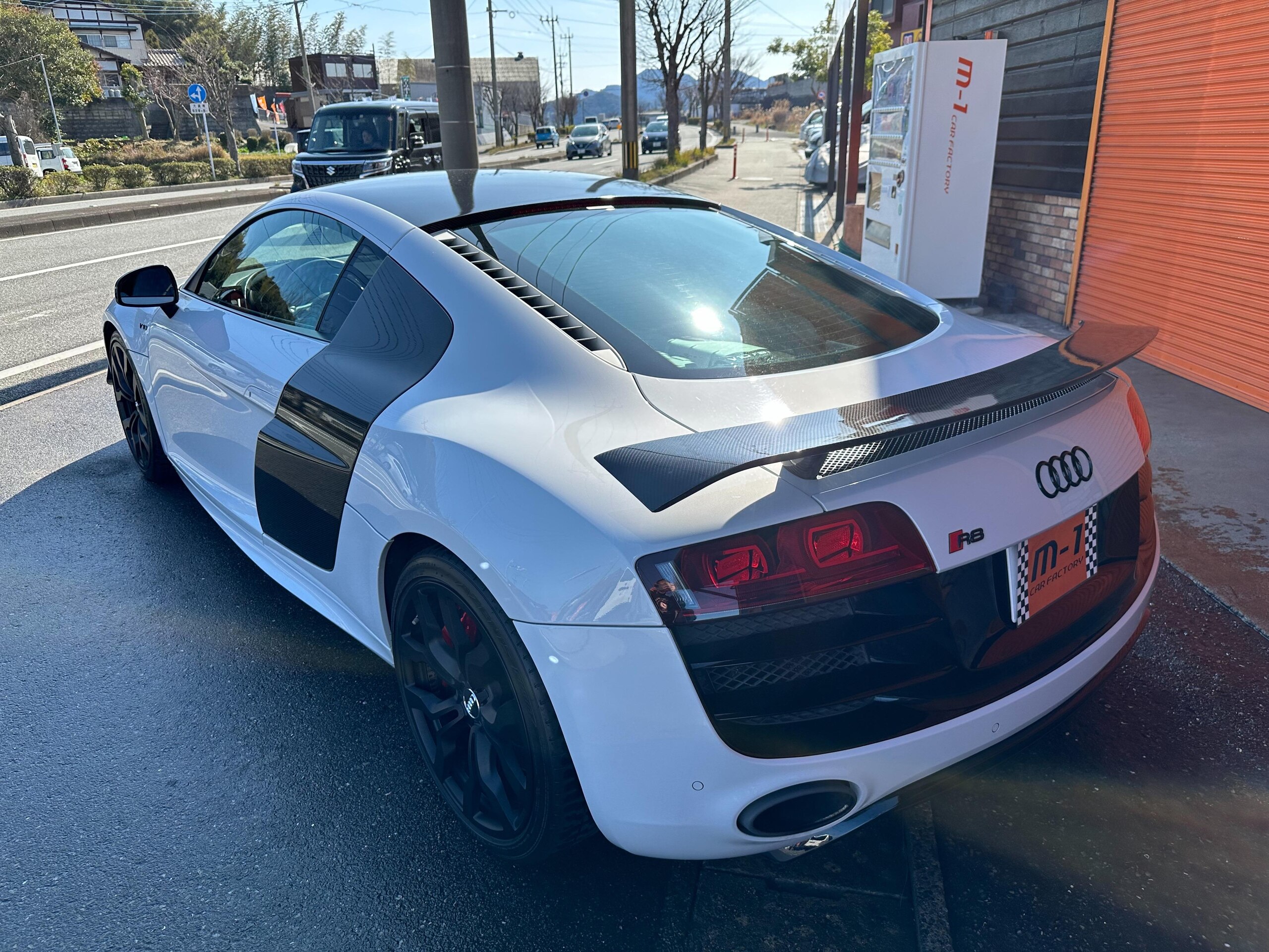 Audi R8 5.2 FSI Quattro (photo: 6)