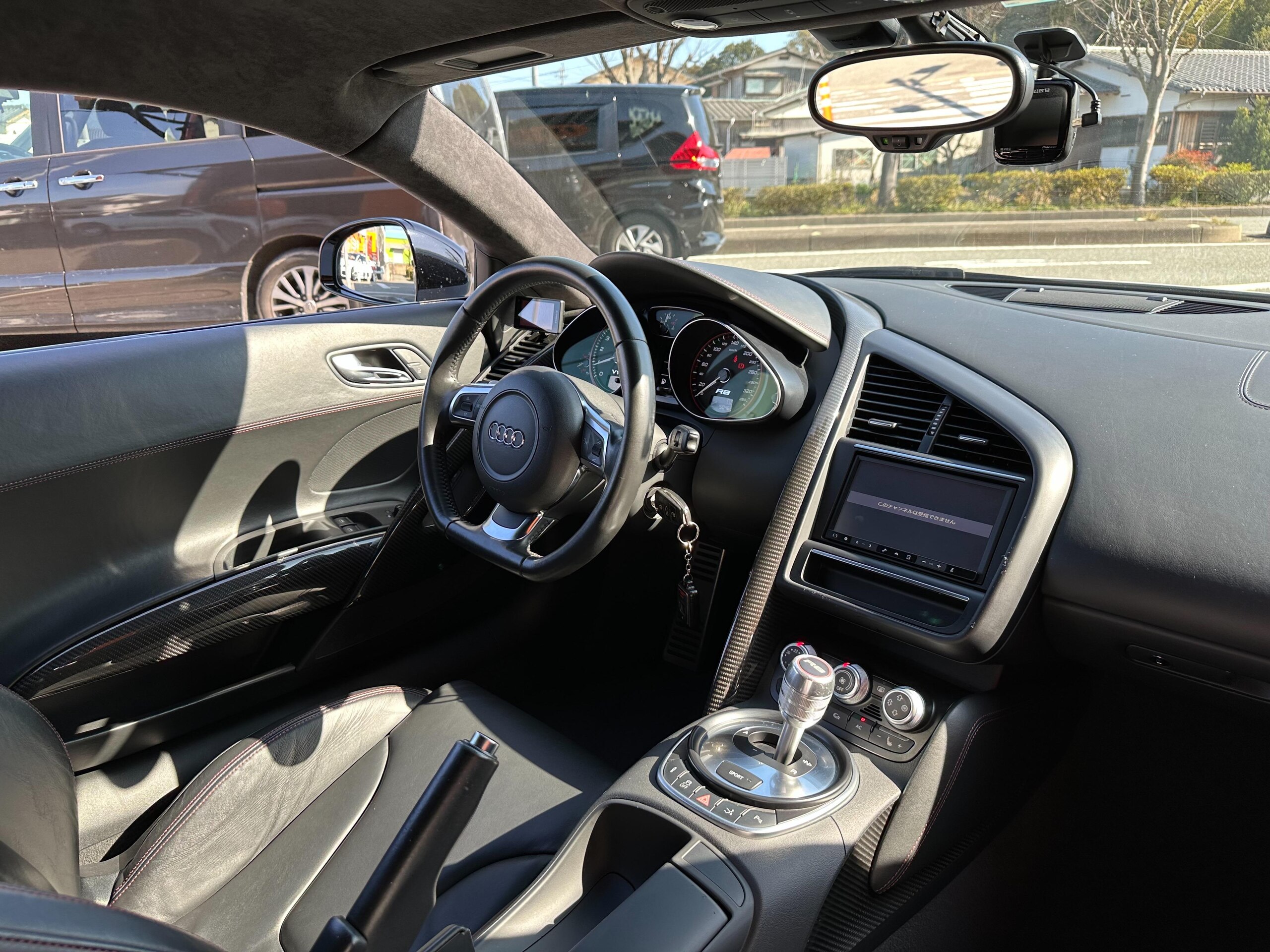 Audi R8 5.2 FSI Quattro (photo: 26)