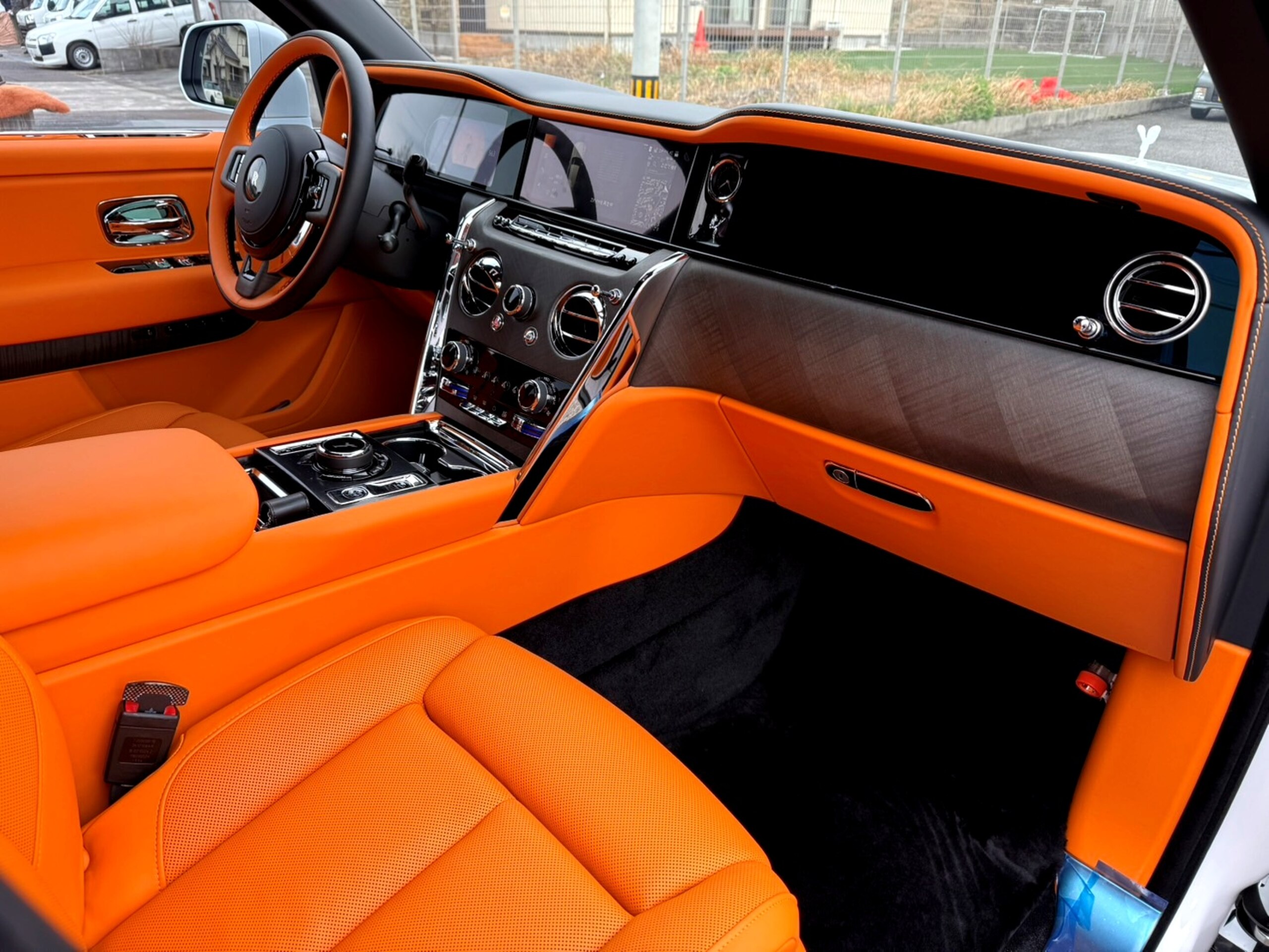 Rolls-Royce Cullinan (photo: 17)