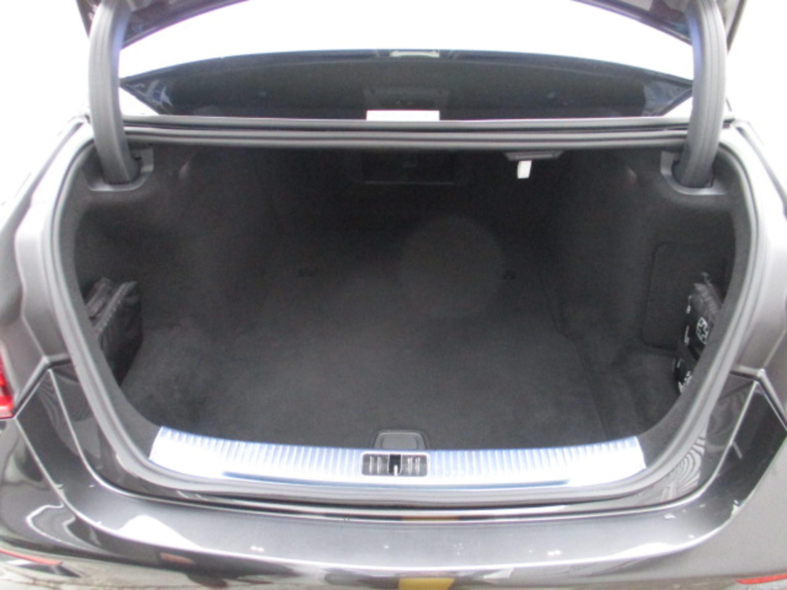 Mercedes Benz S500 4Matic AMG Line (photo: 15)