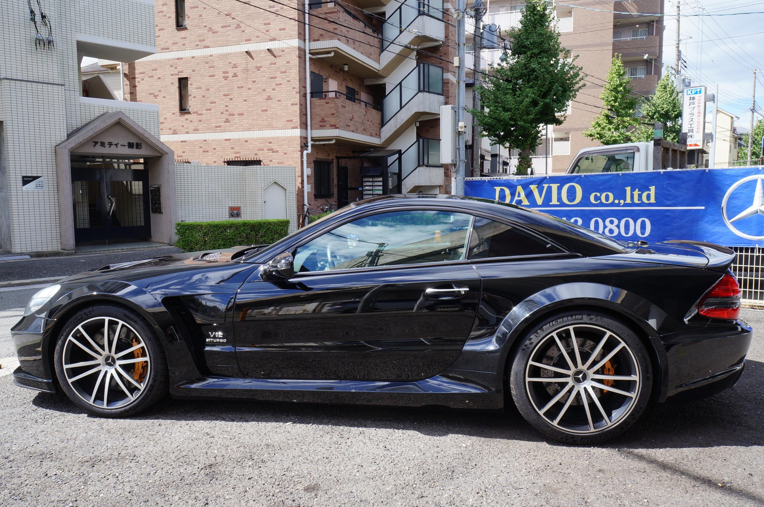 Mercedes Benz SL65 AMG (photo: 6)