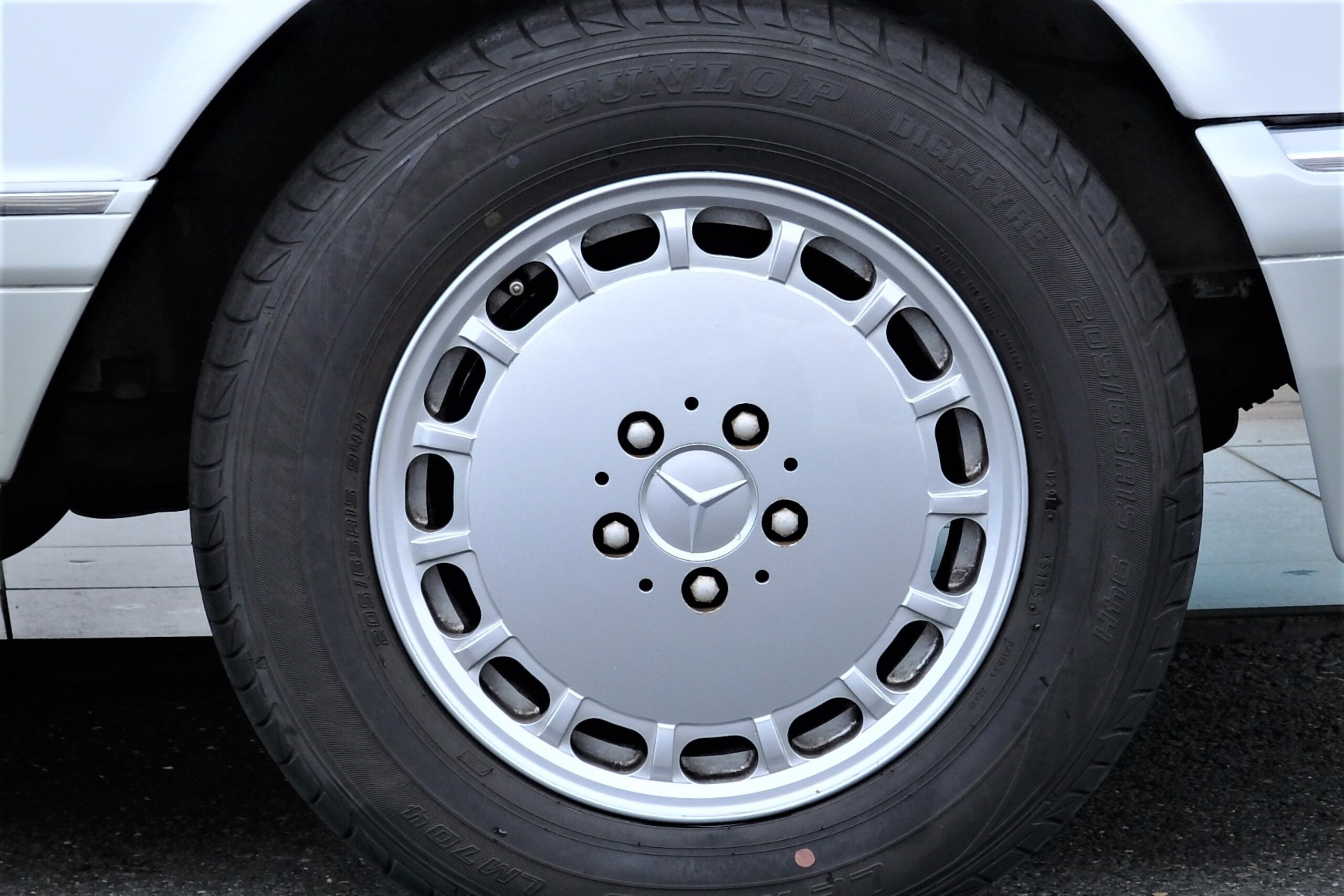 Mercedes Benz 560SEC (photo: 9)