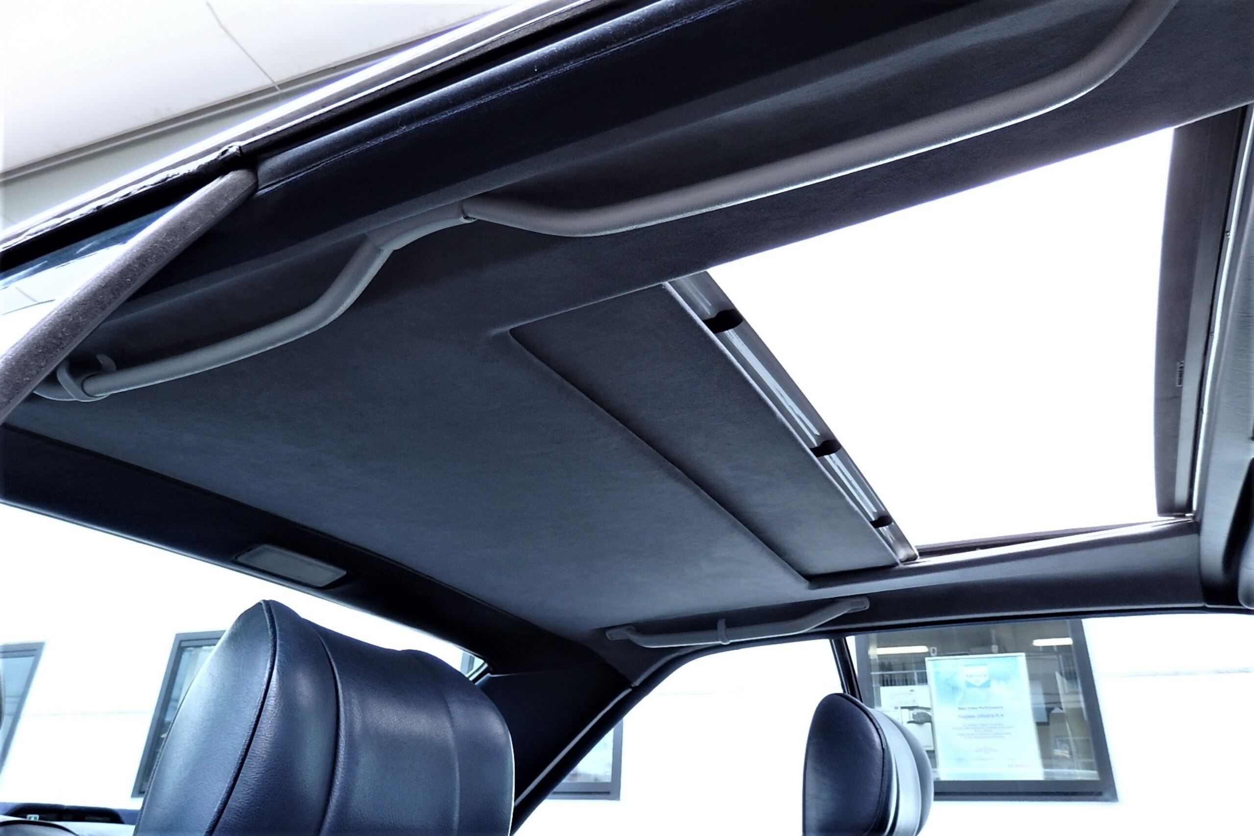 Mercedes Benz 560SEC (photo: 21)