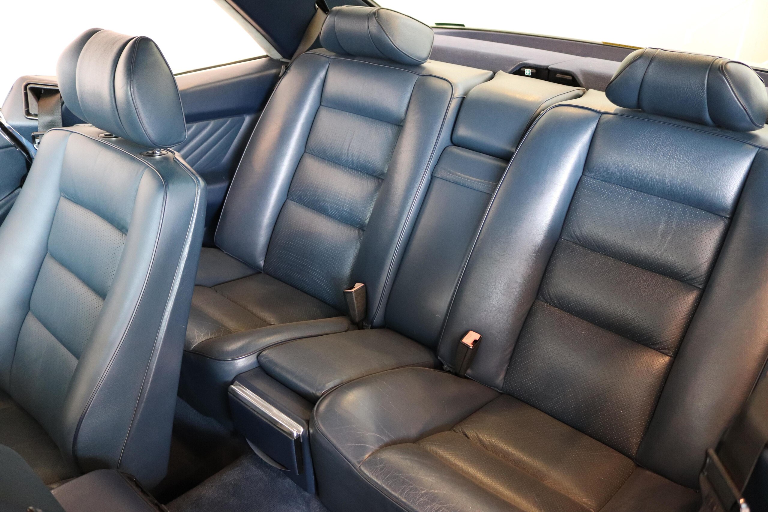 Mercedes Benz 560SEC (photo: 20)